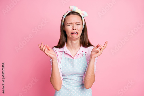 Fotografie Portrait of her she nice attractive disappointed brown-haired housewife loser cr