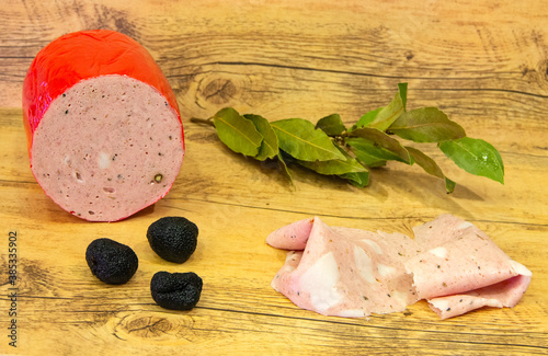 mortadella al tartufo