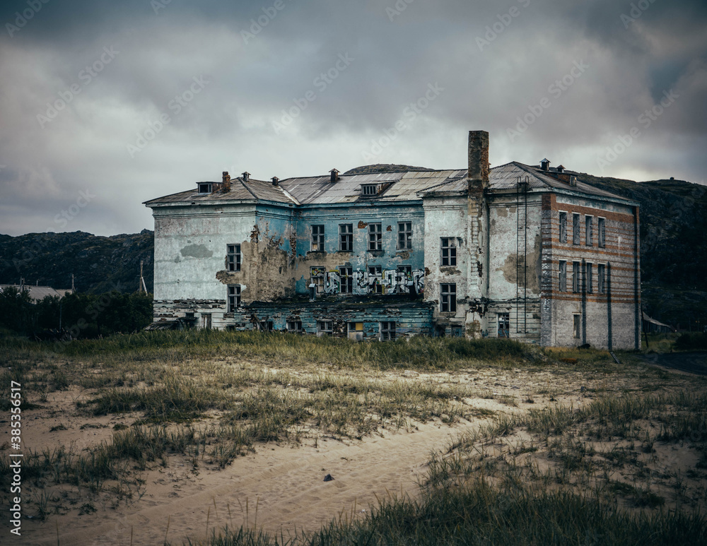 old house old house