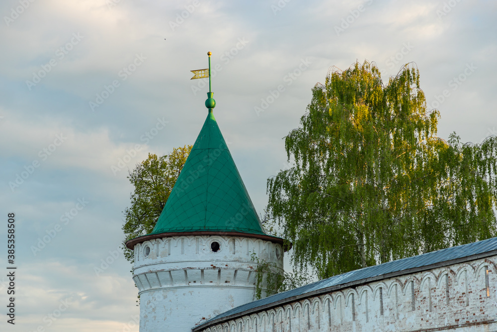 Φωτογραφία The fortress wall with the tower of the Ipatiev Monastery founded in the 15th century