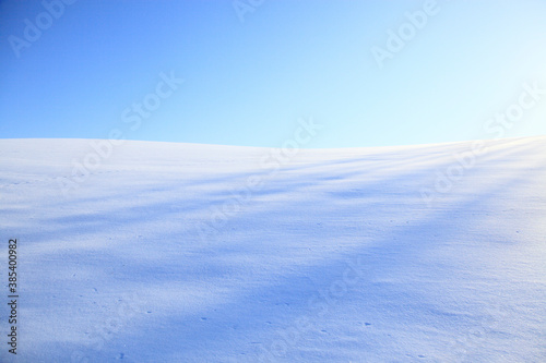 雪原と青空