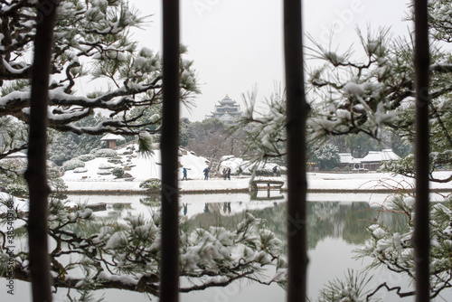 Winter castle 冬の岡山後楽園 岡山城 雪景色 