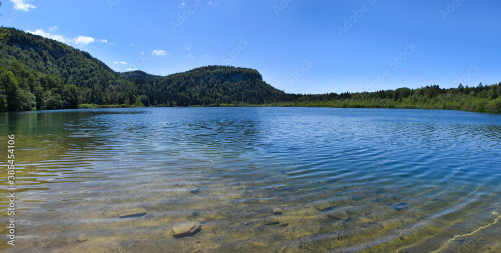 Lac de Bonlieu, jura, france
