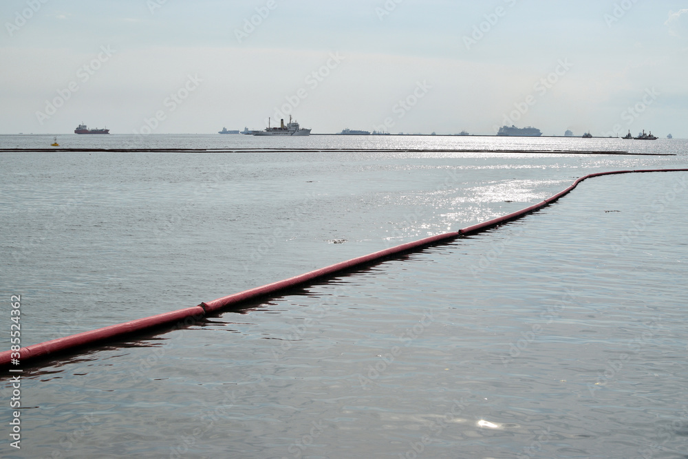 Floating PVC Oil and debris barrier Boom on sea shore Floating PVC Oil and debris barrier Boom on sea shore