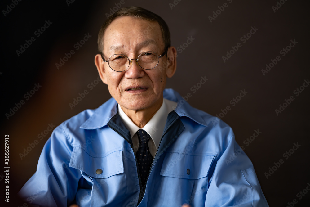 ビジネス・シニア ビジネス・シニア