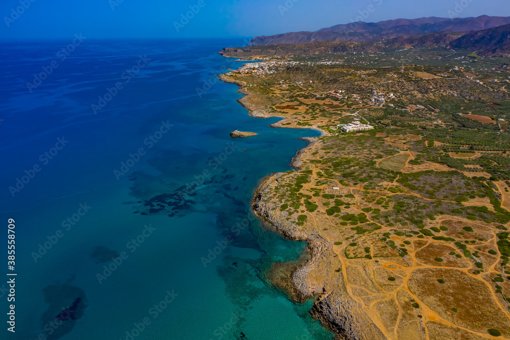 Kretas Küste aus der Luft mit Drohne DJI Mavic 2