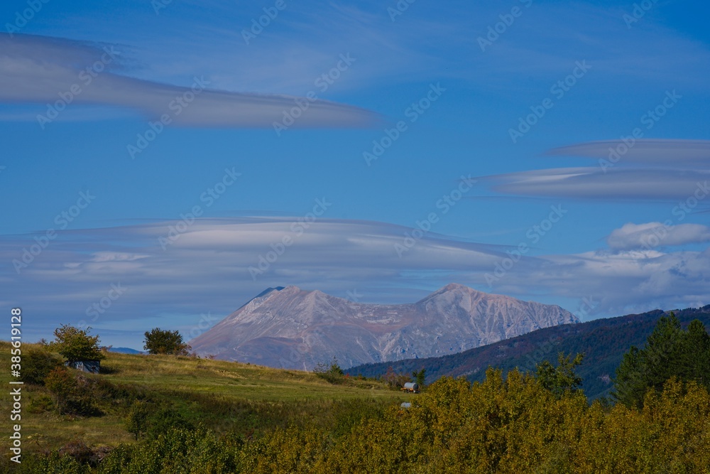Fototapeta premium Stratus Cloud formations in the Apennines 