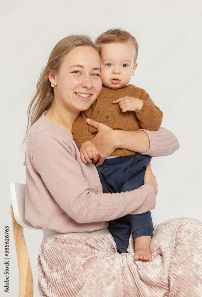 family, mom, dad, me, balloons