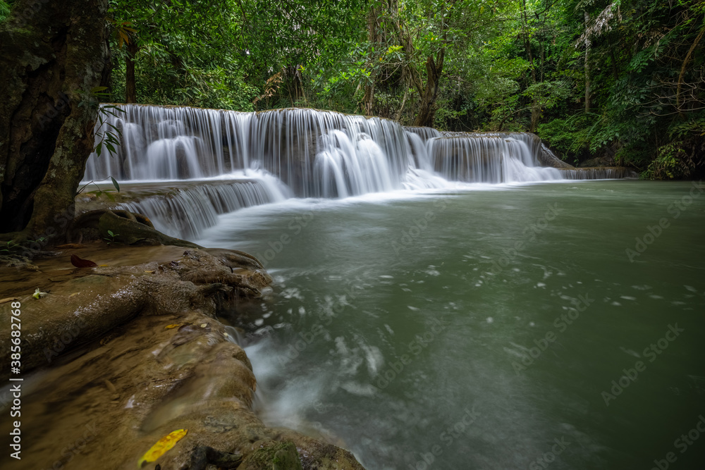 Fototapeta premium Hua Mea Khamin Waterfall in Thailand
