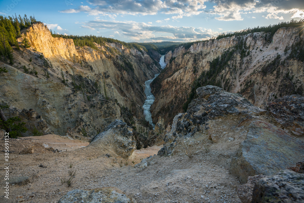 Fototapeta premium lower falls of the yellowstone national park from artist point at sunset, wyoming, usa