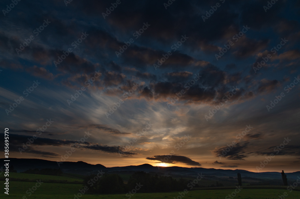 10月美瑛パッチワークの丘落陽