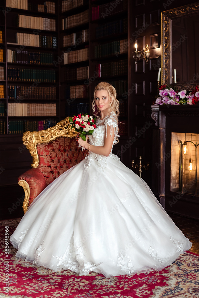 Fototapeta premium Fashion portrait of a beautiful bride