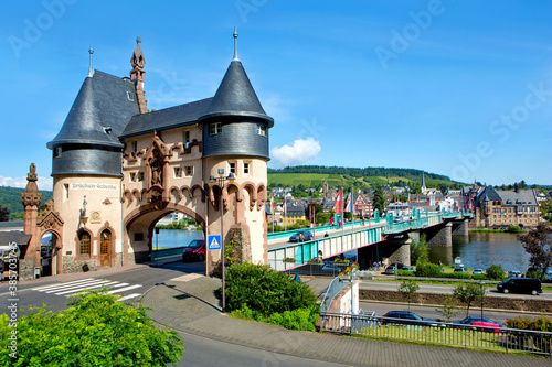 Rheinland-Pfalz,Mosel. Traben-Trarbach,  Ortsteil Trarbach, Brückenkopf,Jugendstil. photo