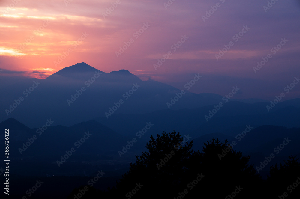 磐梯山と夕陽