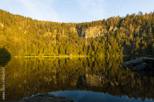 Feldsee am Feldberg, perfekte Spiegelung photo