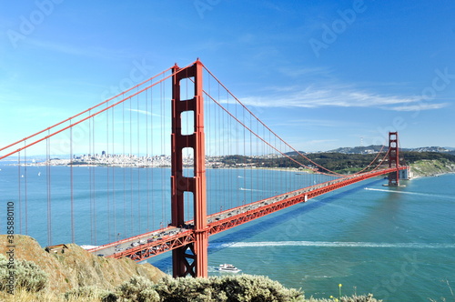 World Famous Golden Gate Bridge, California-USA © Nadia