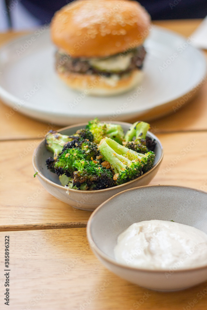 Roasted broccoli with sesame seeds Roasted broccoli with sesame seeds