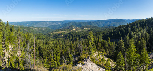 Fototapeta Naklejka Na Ścianę i Meble -  Tahoe National forest and Sierra Nevada mountains in the USA