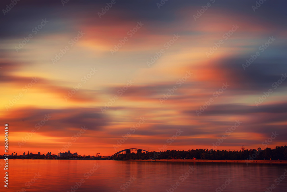 Obraz premium Sunset over Dnipro