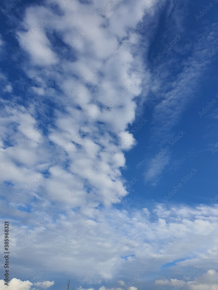 Obraz premium blue sky with clouds