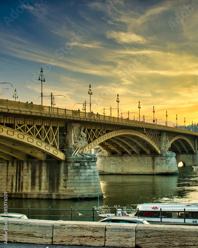 Canvas Print Margaret Bridge with a colorful sunset, Budapest, Hungary