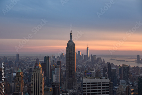 Foto del skyline de Nueva York con el atardecer © Raquel
