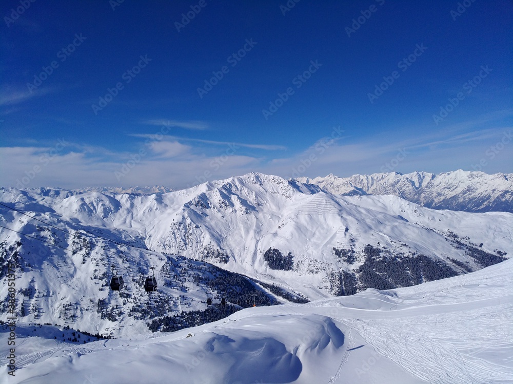 Winter mountain landscape in the Austrian Alpes