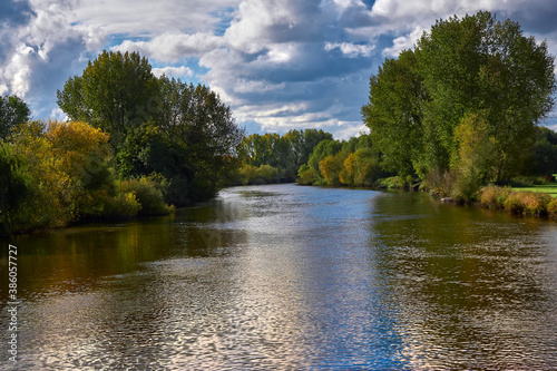 Obraz na plátně Panoram off Trent river from Ferry Bridge in Burton Upon Trent 2020