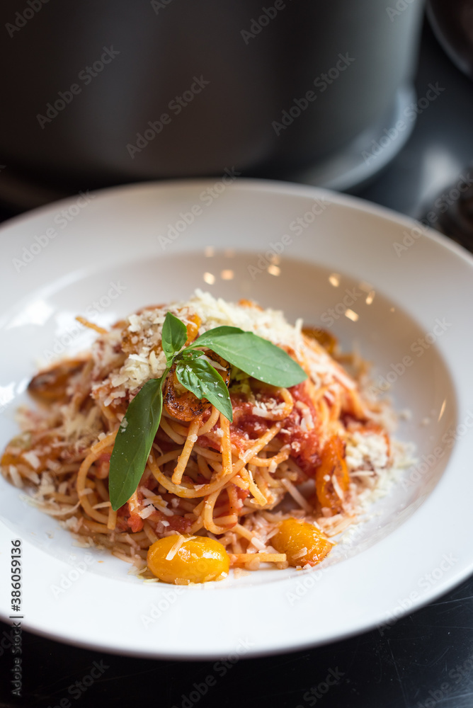 Spaghetti Pasta with Roasted Tomato Sauce and Fresh Basil