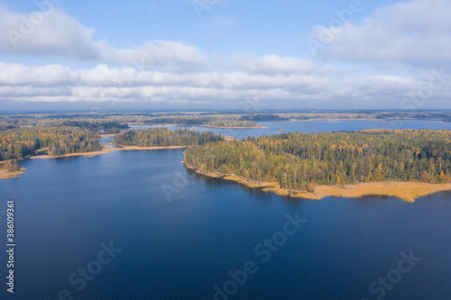 Island in Lake Vuoksa, Scandinavian northern nature, Russian attractions © Stanislav Samoylik