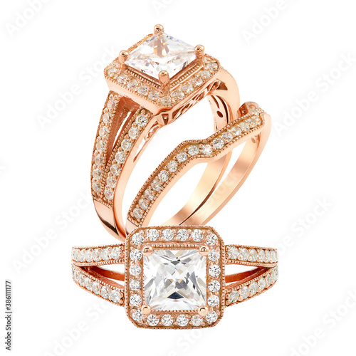 Rose gold Princess-cut Halo Diamond Engagement Ring Set isolated