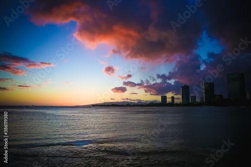 Sunset at Ala Moana beach park, Honolulu, Oahu, Hawaii