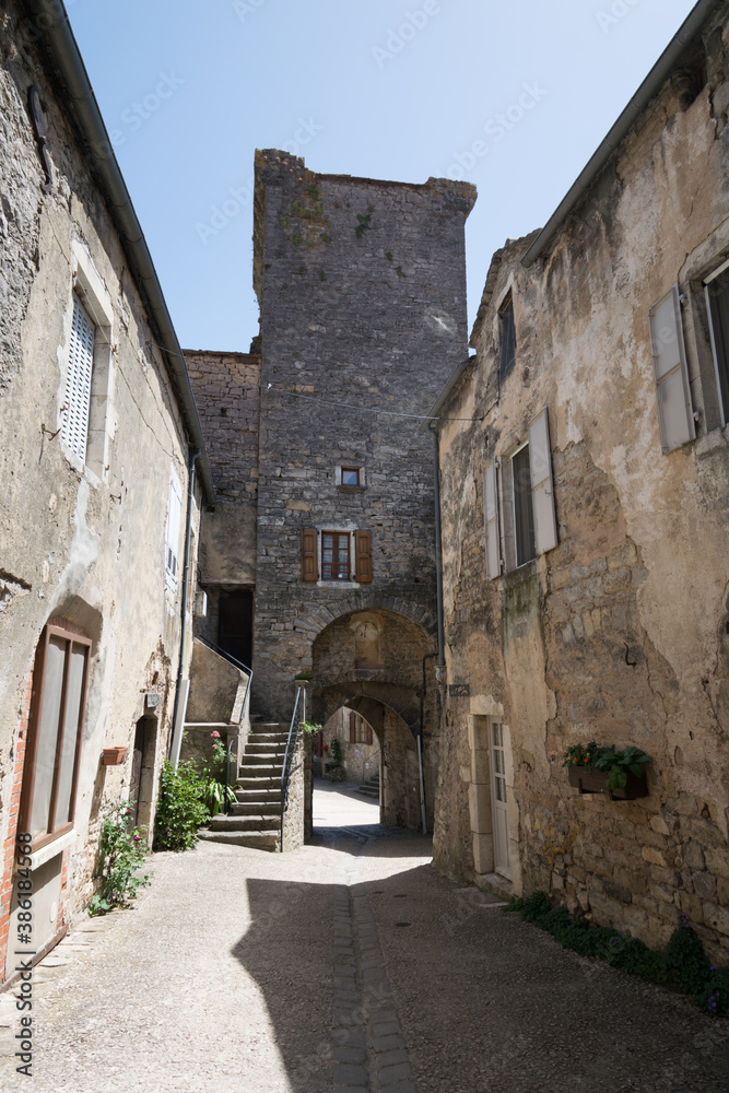 Sainte-Eulalie-de-Cernon village médiéval en Aveyron.