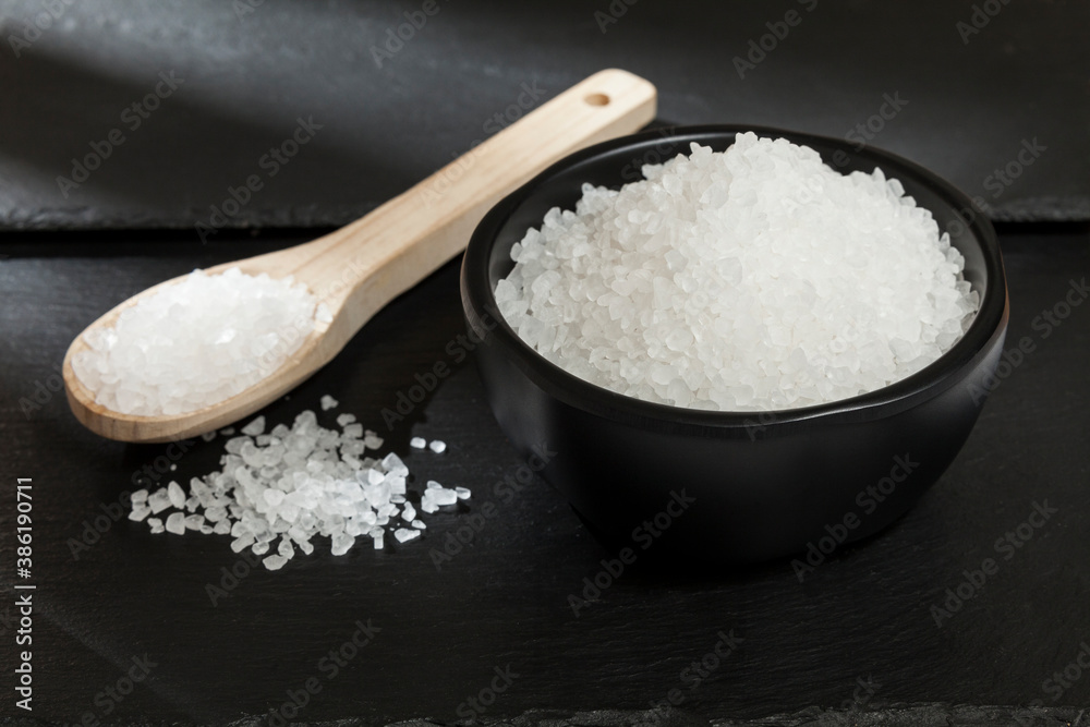 Salt - Crystals of sea salt of natural origin.