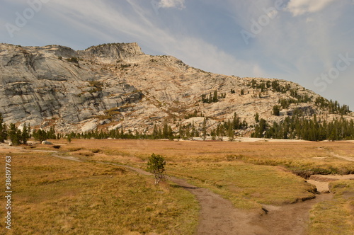 Climbing, hiking and camping in the amazing Yosemite National Park in California, USA