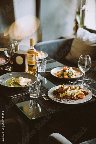 food, seafood, meal, shrimp, salad, dish, dinner, plate, cuisine, fish, delicious, fried, grilled, restaurant, chicken, gourmet, healthy, lunch, meat, vegetable, prawn, green, thai, rice, white