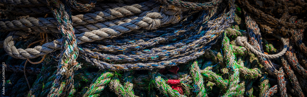 Rope Pile (Banner)
