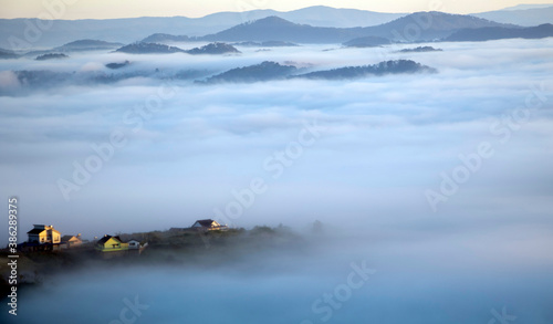  Cloud and mountain