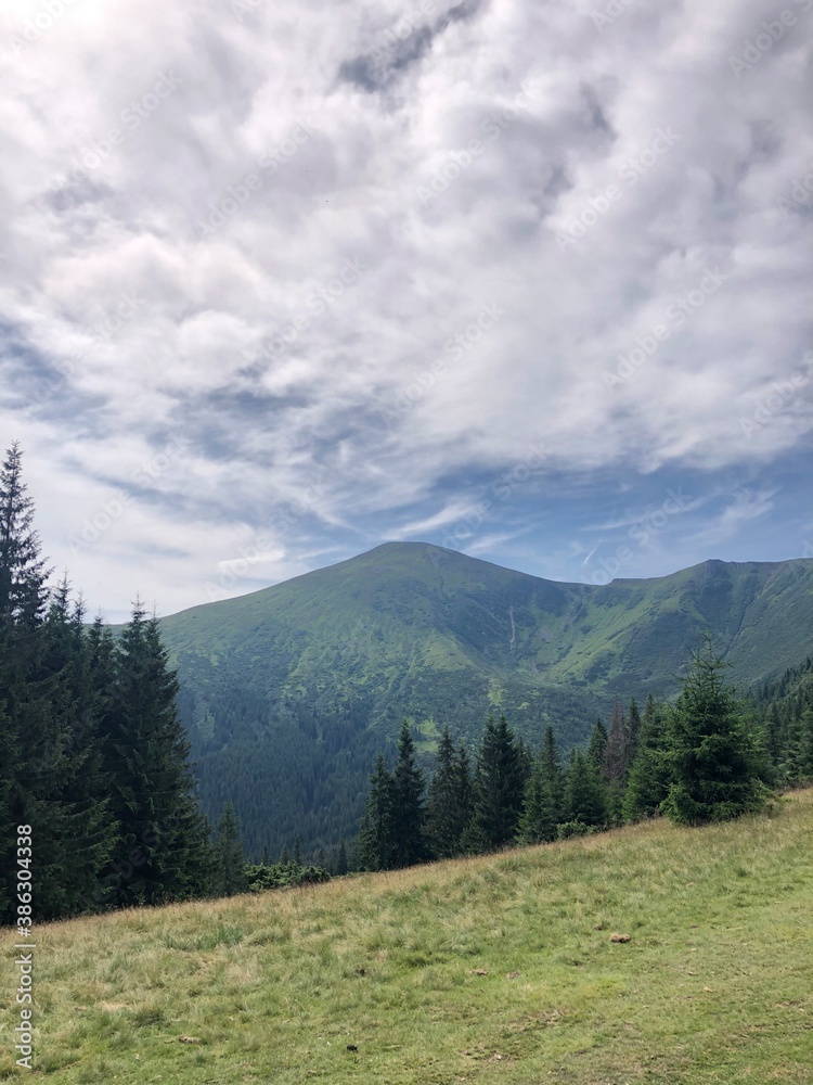 Fototapeta premium mountains in the mountains