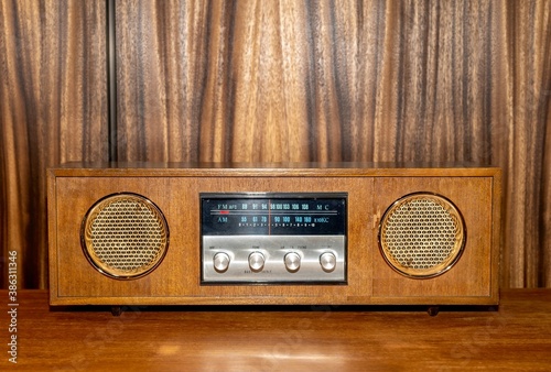 Canvastavla 1970s vintage radio isolated with wood panelling backdrop