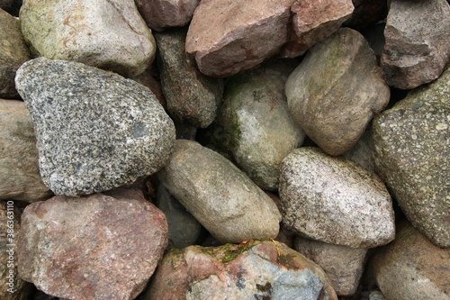 round stones -                          