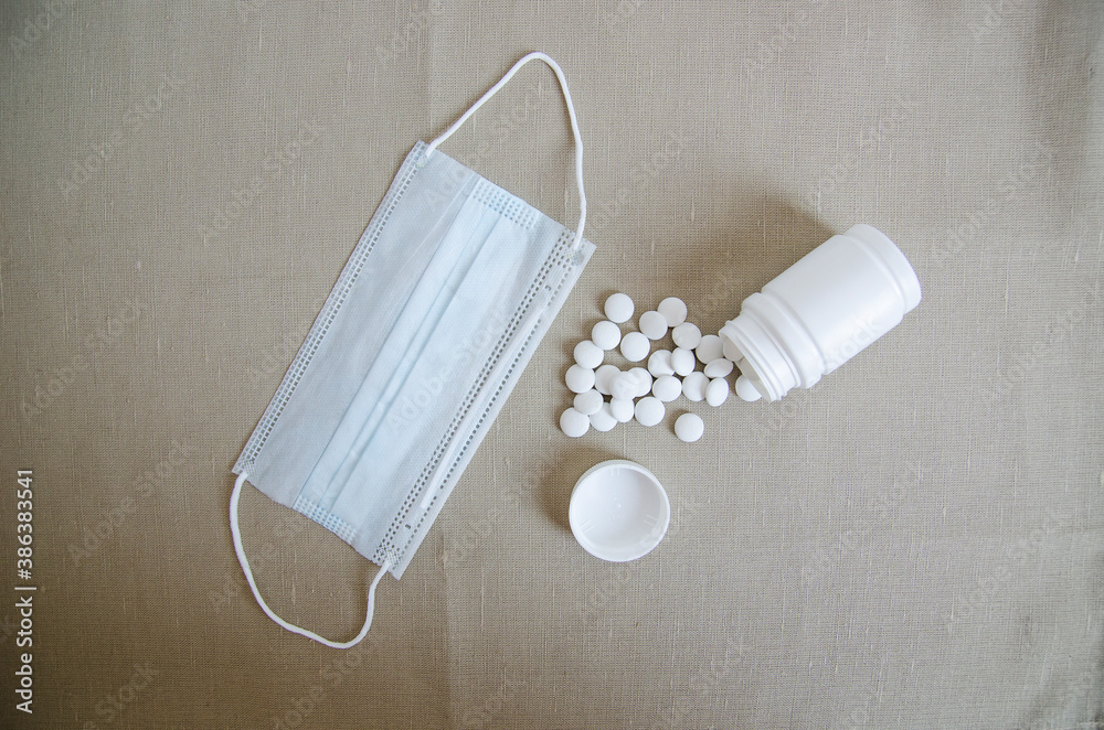 Naklejka premium white cup and saucer