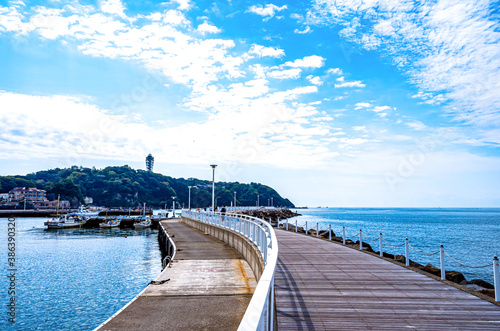 Obraz na płótnie 【神奈川県 江ノ島】湘南の海風景 w salonie