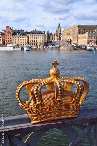 Canvas Print Stockholm city golden crown
