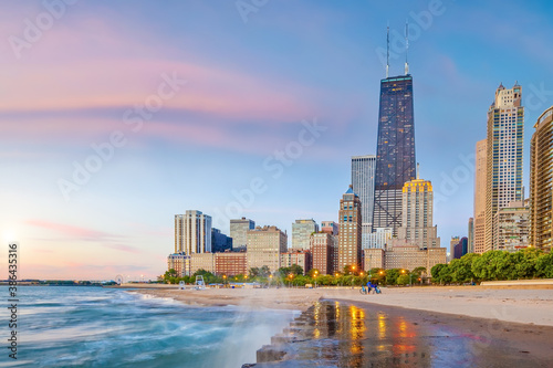 Downtown chicago skyline cityscape in USA