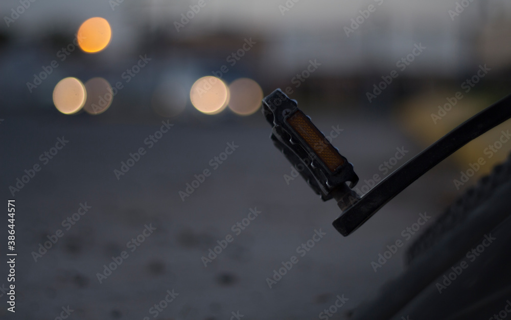 Fototapeta premium calle, autos y bici 