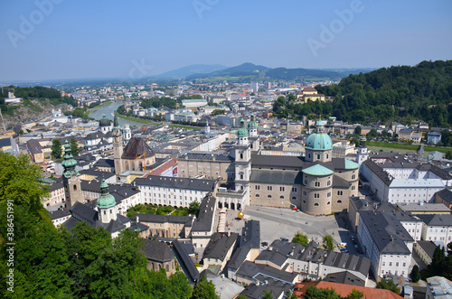 Vistas de la ciudad de Salzburgo desde la fortaleza Alta Salzburgo, simbolo de la ciudad, Austria photo