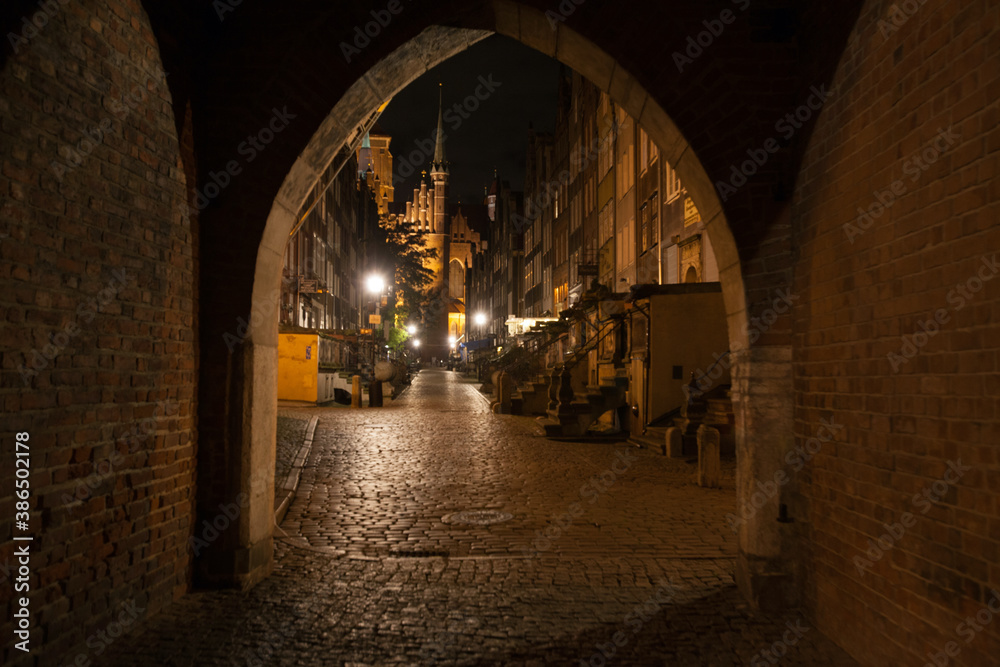 Fototapeta premium Night views of the polish city of Gdansk