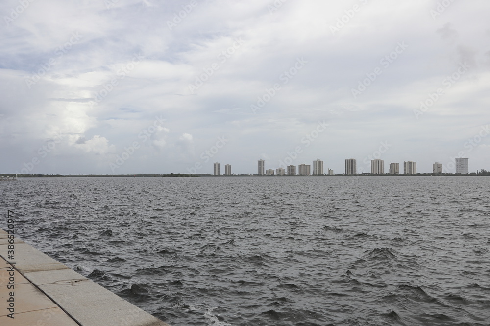 Fototapeta premium city skyline across the intercoastal waterway. 