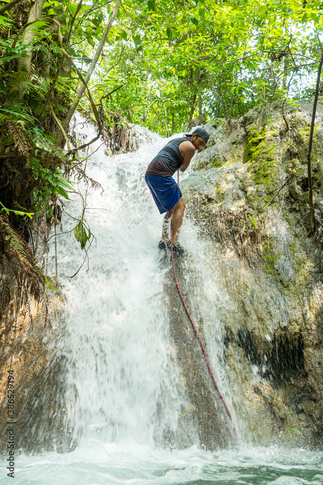 Obraz premium cascada de la frontera